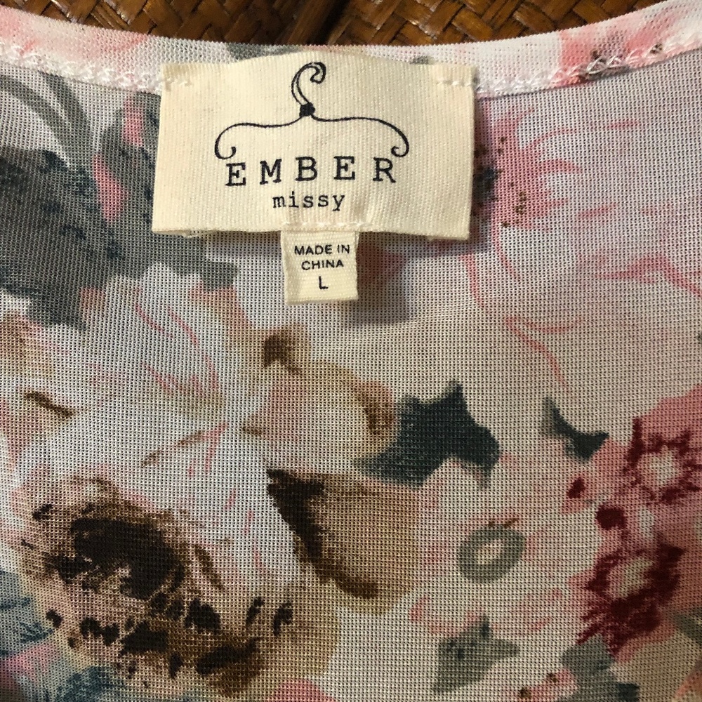 WOMEN'S SLEEVELESS BLOUSE - Picture 3 of 3